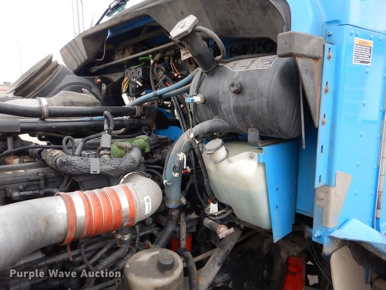 image for item DL2189 2010 Kenworth T370  box truck