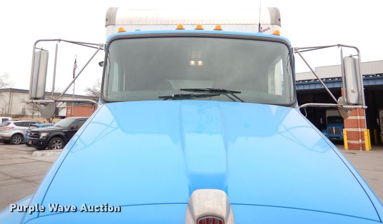 image for item DL2189 2010 Kenworth T370  box truck