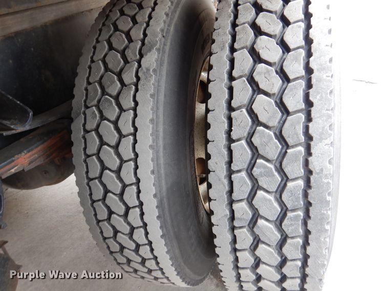 image for item DL2189 2010 Kenworth T370  box truck