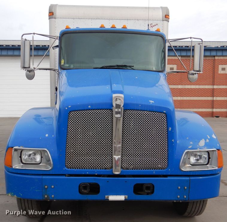 image for item DL2190 2007 Kenworth T300  box truck