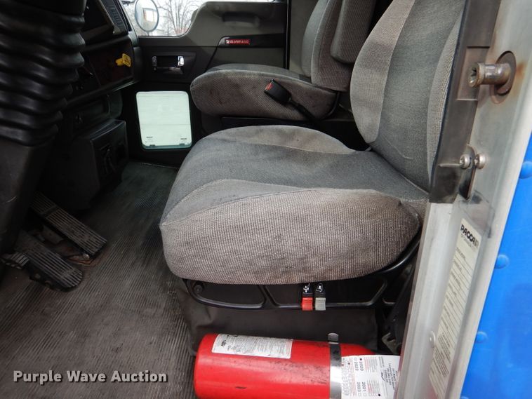 image for item DL2190 2007 Kenworth T300  box truck