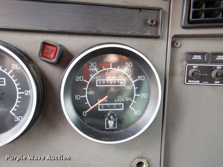 image for item DL2190 2007 Kenworth T300  box truck