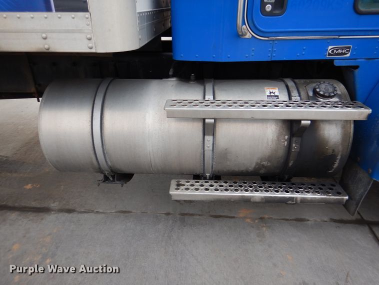 image for item DL2190 2007 Kenworth T300  box truck