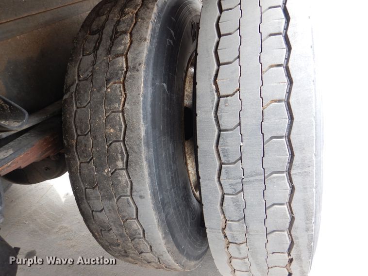 image for item DL2190 2007 Kenworth T300  box truck