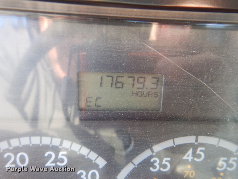 image for item DL2218 2007 Freightliner Columbia 120  semi truck