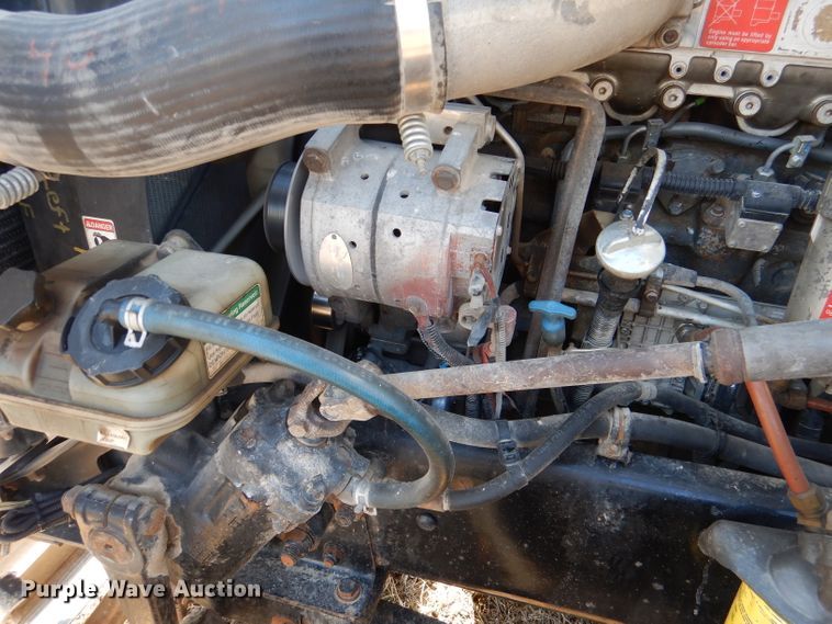 image for item DL2218 2007 Freightliner Columbia 120  semi truck