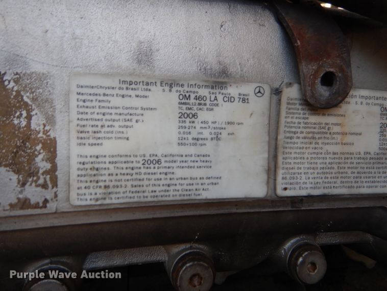 image for item DL2218 2007 Freightliner Columbia 120  semi truck