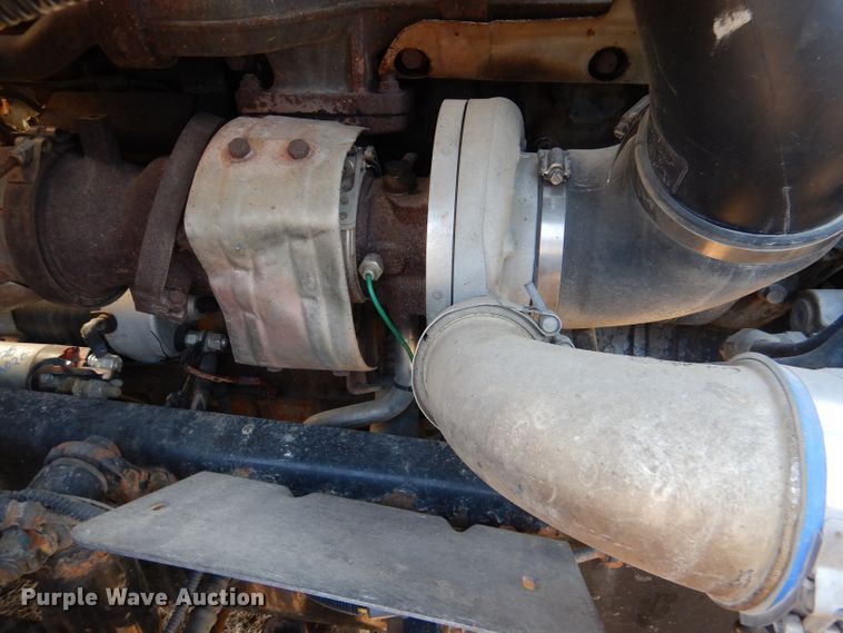 image for item DL2218 2007 Freightliner Columbia 120  semi truck