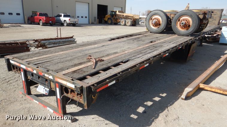 image for item DL4779 1990 Transcraft TI100K-48X102  flatbed trailer