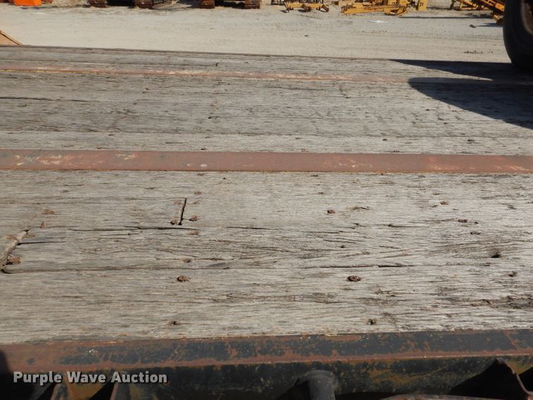 image for item DL4779 1990 Transcraft TI100K-48X102  flatbed trailer