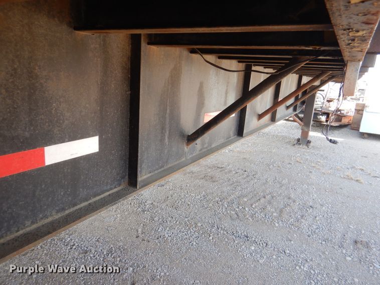 image for item DL4779 1990 Transcraft TI100K-48X102  flatbed trailer