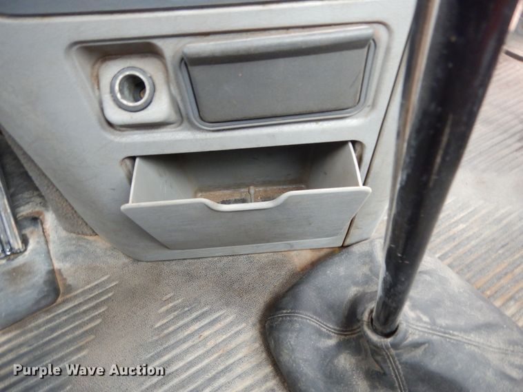 image for item DM2822 2009 Freightliner Columbia  semi truck