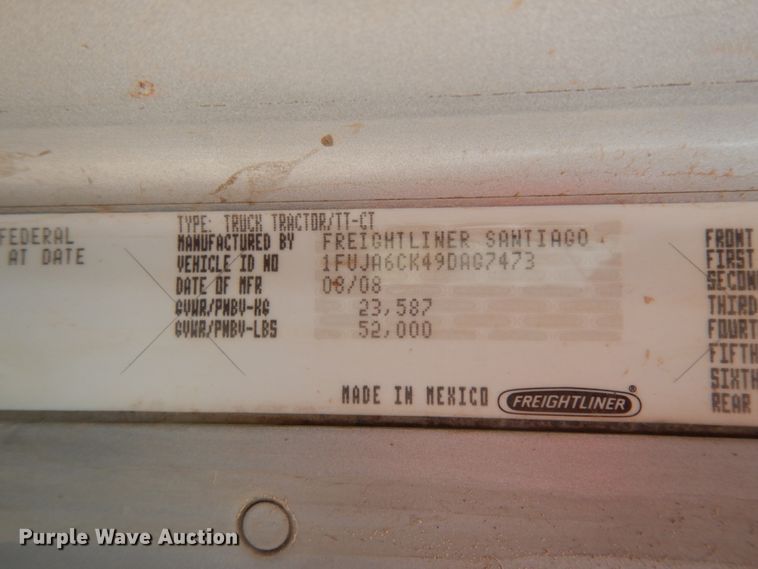 image for item DM2822 2009 Freightliner Columbia  semi truck