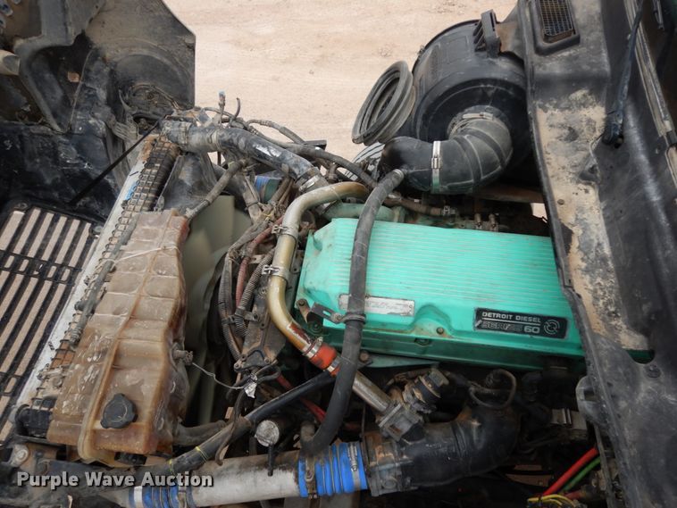 image for item DM2822 2009 Freightliner Columbia  semi truck