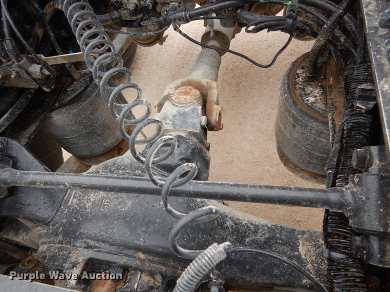 image for item DM2822 2009 Freightliner Columbia  semi truck