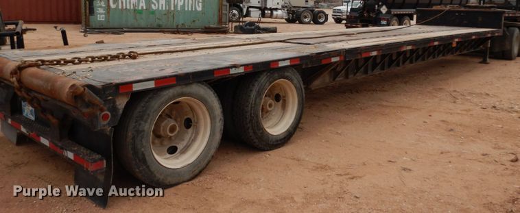 image for item DM2823 1995 Fontaine  oilfield trailer