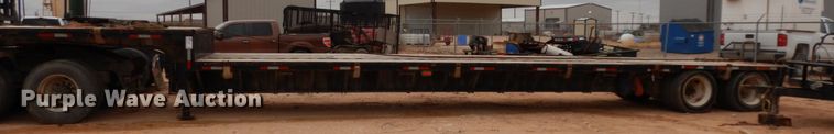 image for item DM2823 1995 Fontaine  oilfield trailer
