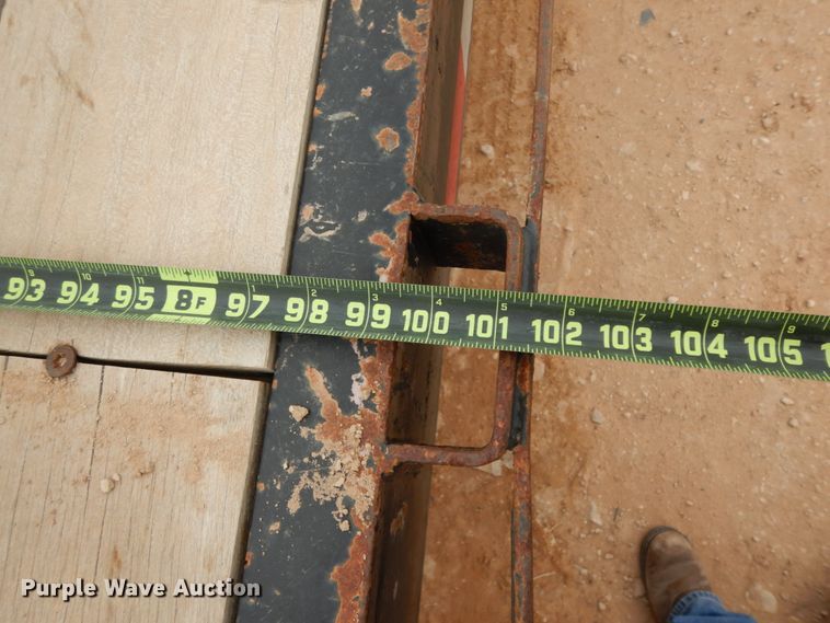 image for item DM2823 1995 Fontaine  oilfield trailer