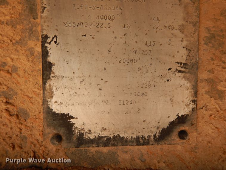 image for item DM2823 1995 Fontaine  oilfield trailer