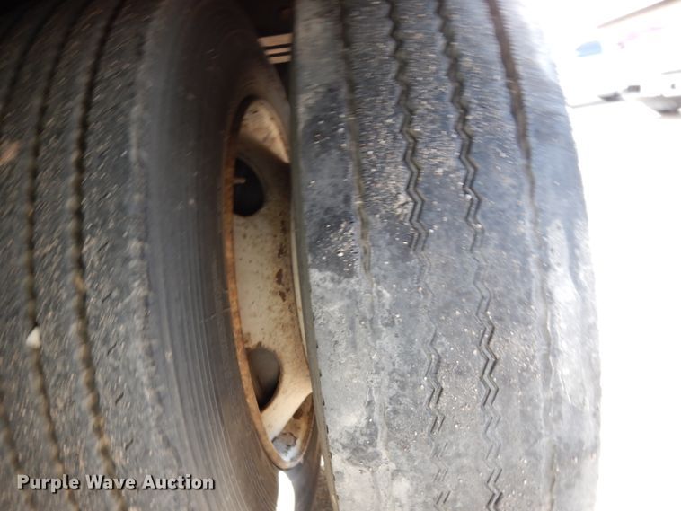 image for item DM2829 2002 Kentucky moving van trailer