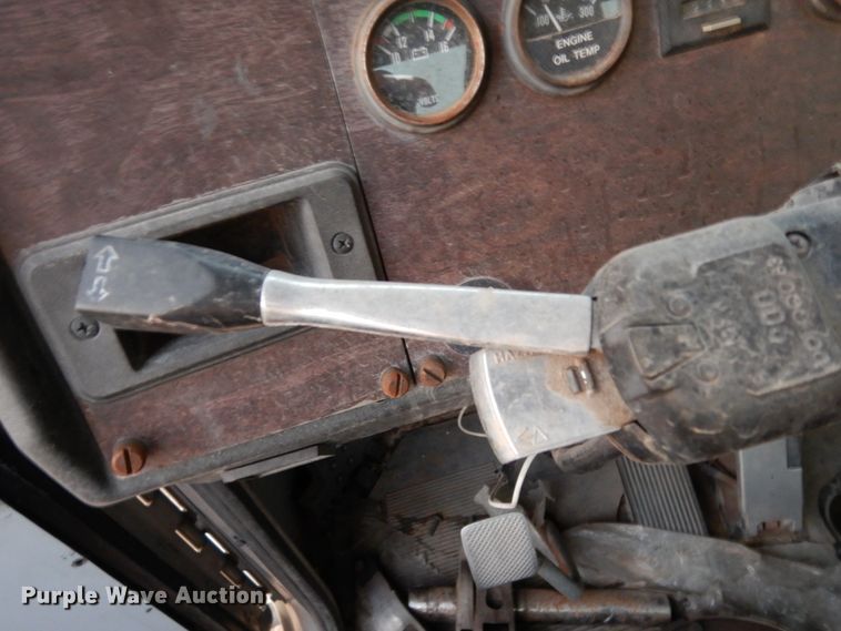 image for item DM2838 1997 Peterbilt 378  semi truck