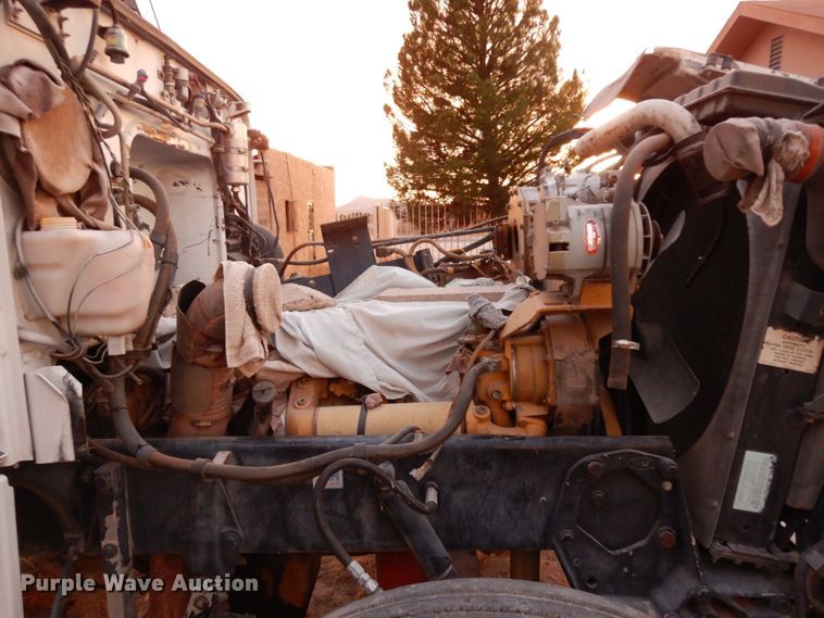 image for item DM2838 1997 Peterbilt 378  semi truck