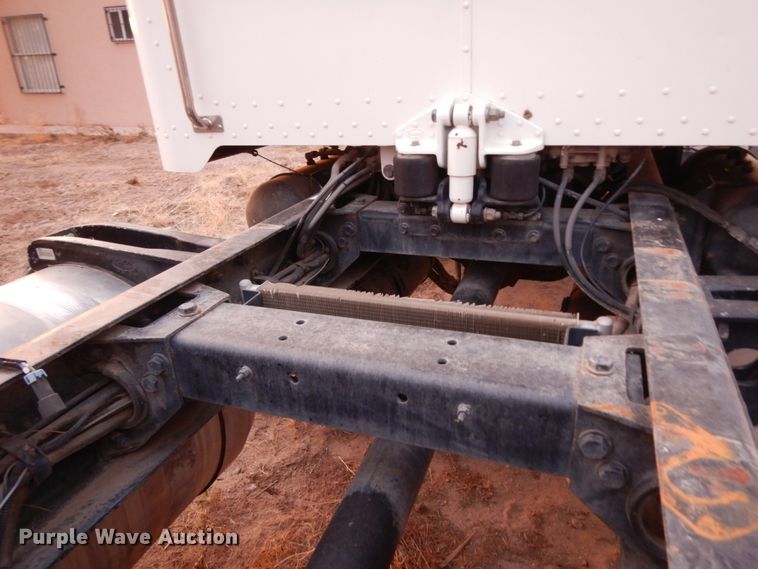 image for item DM2838 1997 Peterbilt 378  semi truck