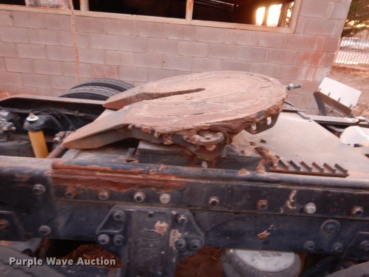 image for item DM2838 1997 Peterbilt 378  semi truck