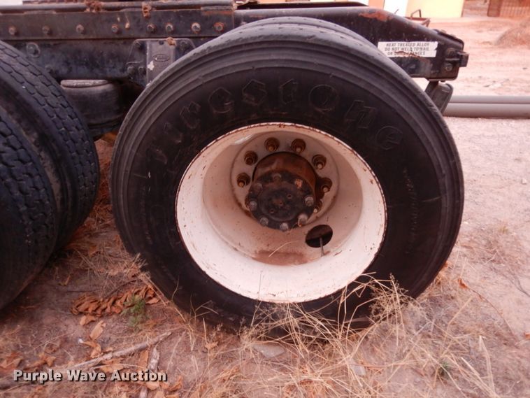 image for item DM2838 1997 Peterbilt 378  semi truck