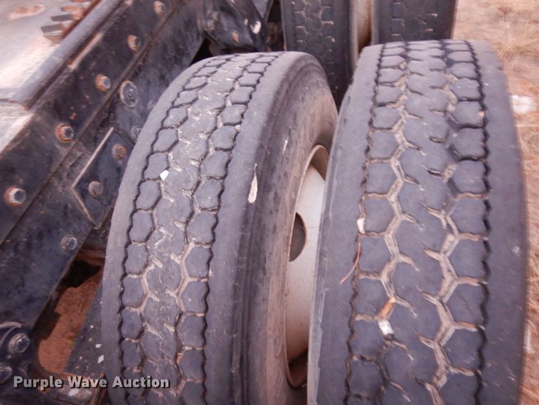 image for item DM2838 1997 Peterbilt 378  semi truck