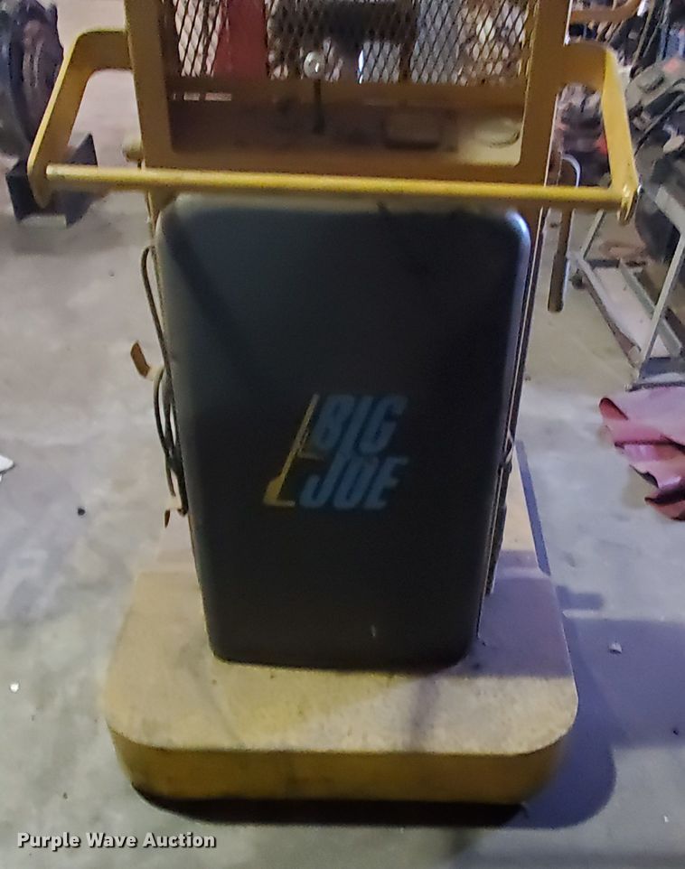 image for item EY9729 Big Joe 1018-A5S lift