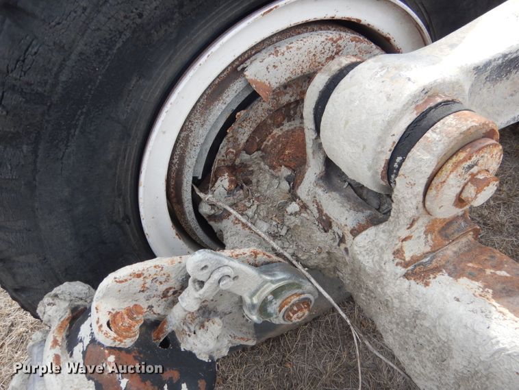 image for item FA9483 (2) axles