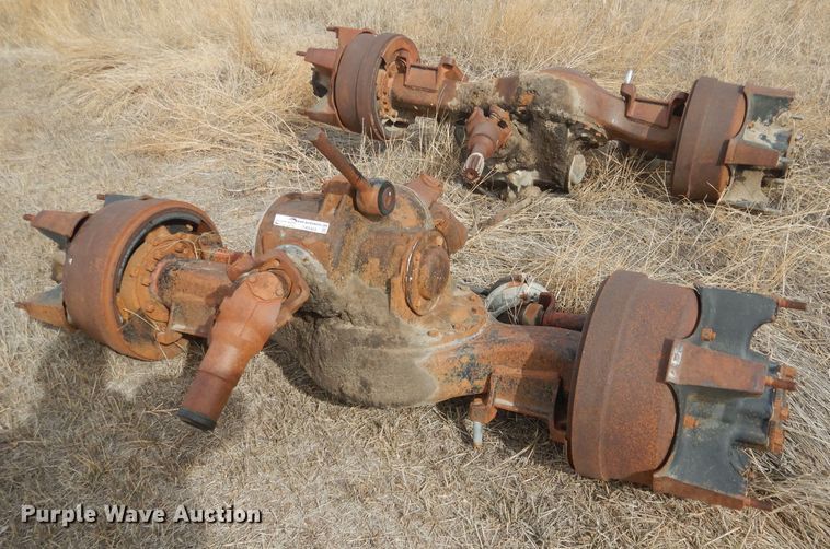 image for item FA9484 (2) Mack axles