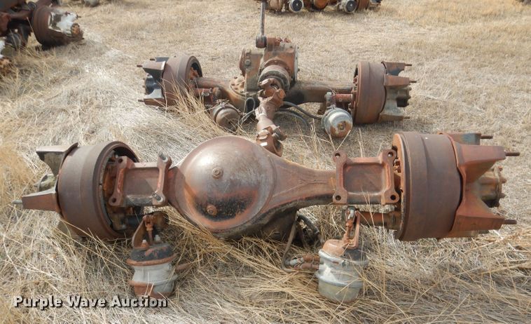 image for item FA9484 (2) Mack axles