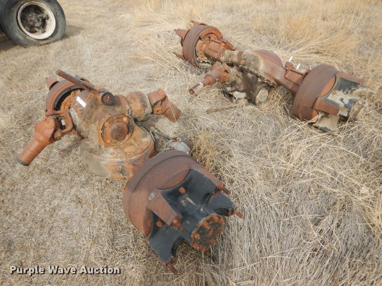 image for item FA9484 (2) Mack axles