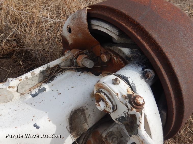 image for item FA9485 (2) Mack axles