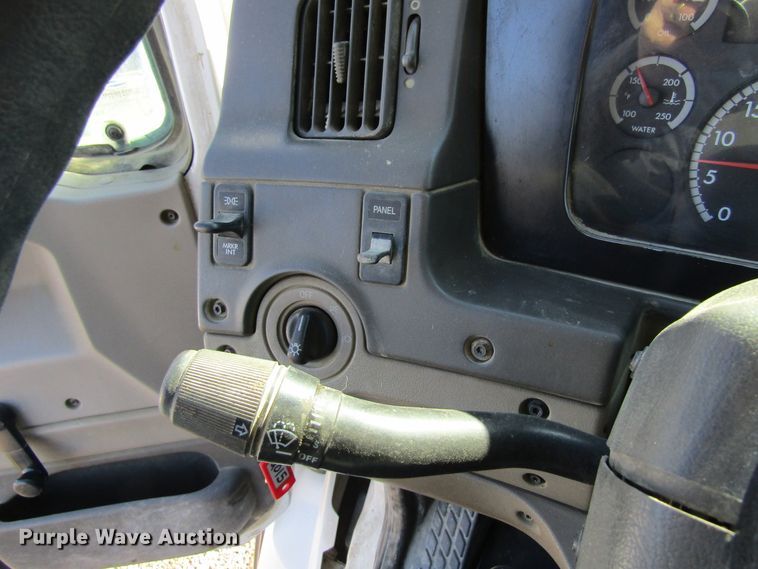 image for item GC9834 2007 Sterling LT8500  truck cab and chassis