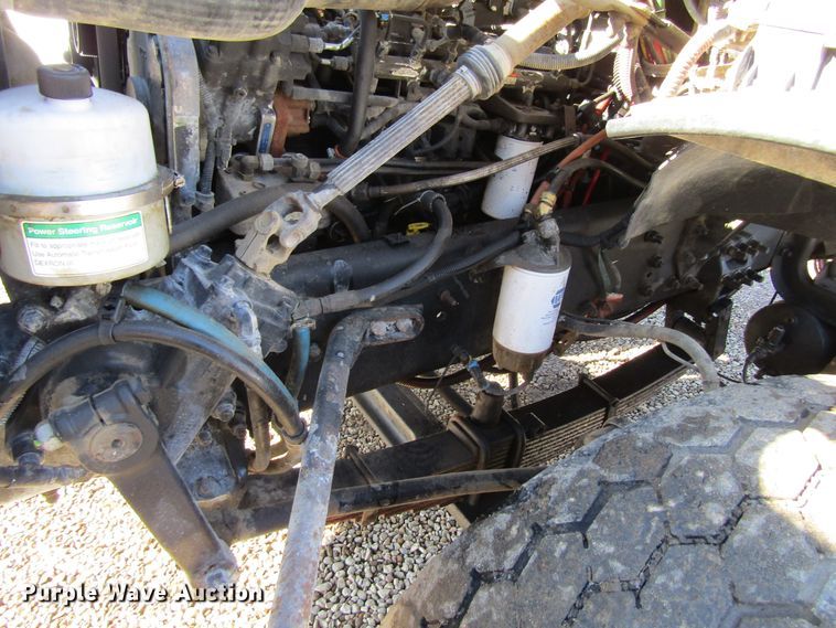 image for item GC9834 2007 Sterling LT8500  truck cab and chassis