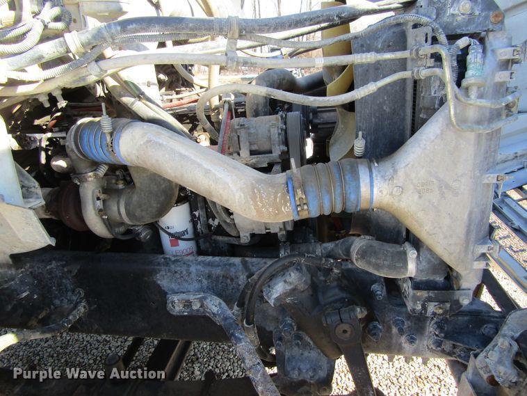 image for item GC9834 2007 Sterling LT8500  truck cab and chassis