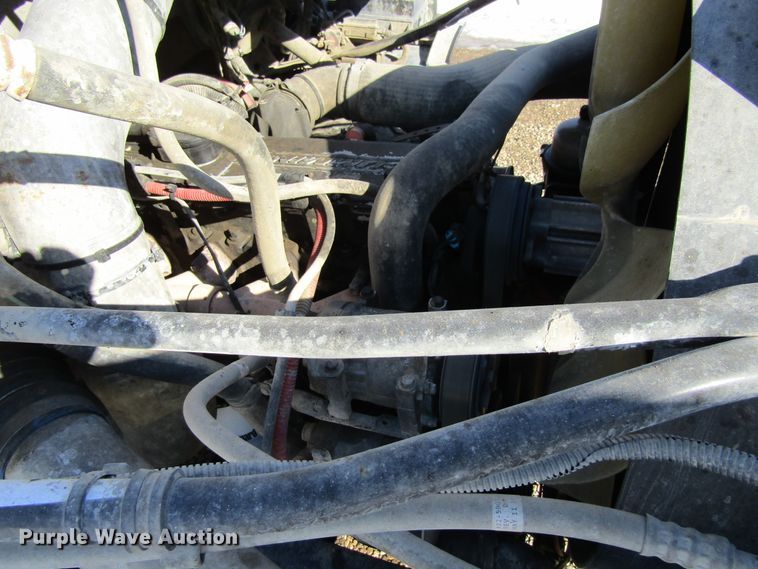 image for item GC9834 2007 Sterling LT8500  truck cab and chassis