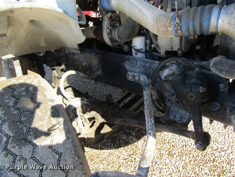 image for item GC9834 2007 Sterling LT8500  truck cab and chassis