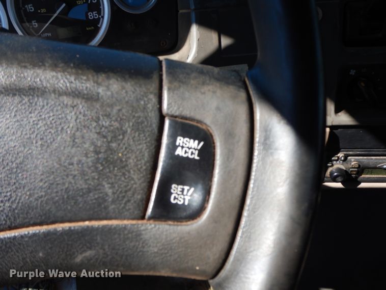 image for item GG9437 2007 Sterling AT9  semi truck