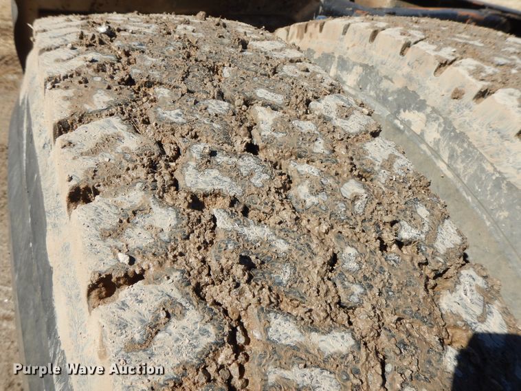 image for item GG9437 2007 Sterling AT9  semi truck