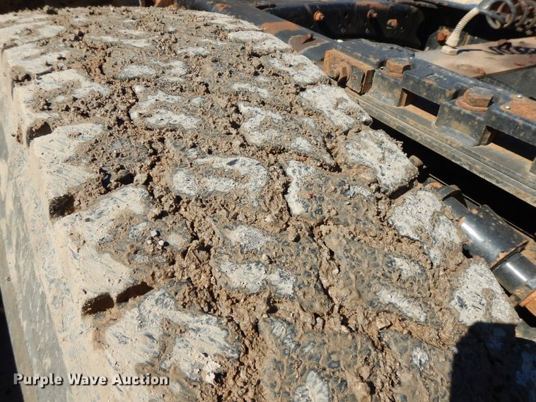 image for item GG9437 2007 Sterling AT9  semi truck