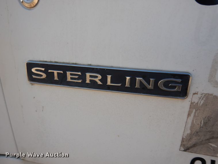 image for item GG9437 2007 Sterling AT9  semi truck