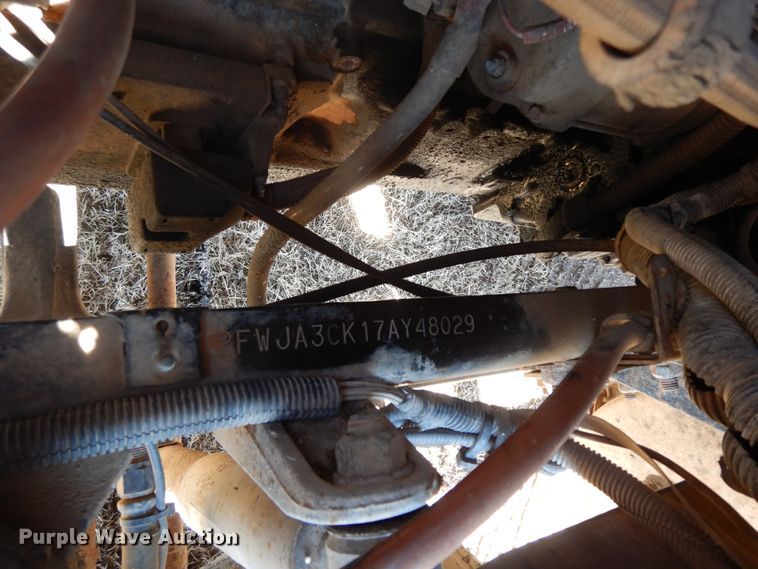 image for item GG9437 2007 Sterling AT9  semi truck