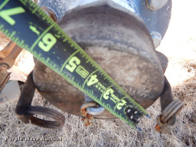 image for item GG9438 1997 Trailmaster tank trailer