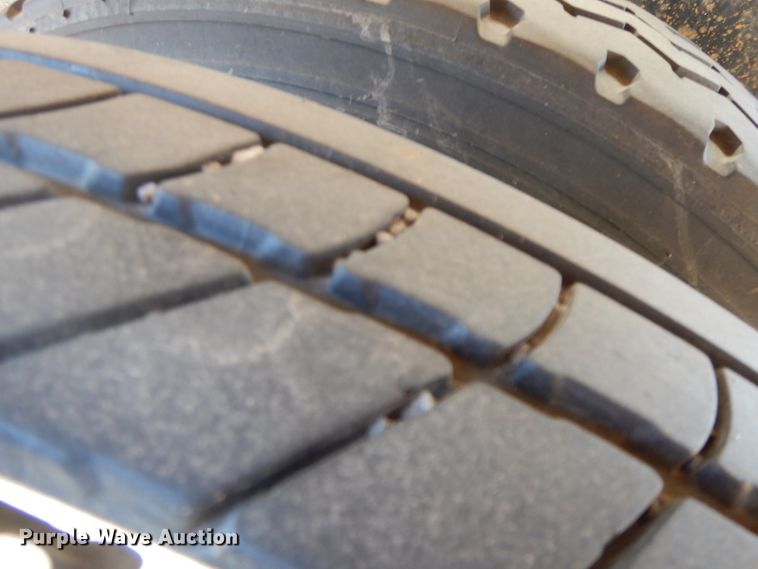 image for item GG9438 1997 Trailmaster tank trailer