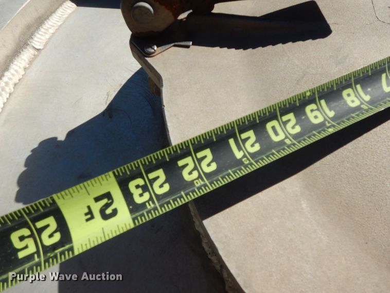 image for item GG9438 1997 Trailmaster tank trailer