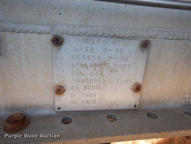 image for item GG9438 1997 Trailmaster tank trailer